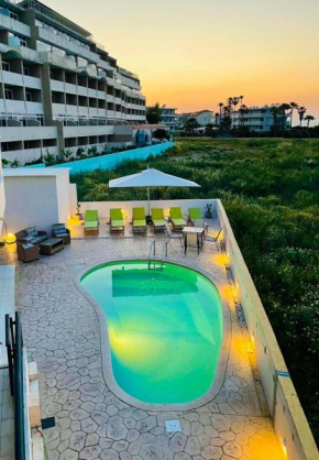 White&Blue luxury suites